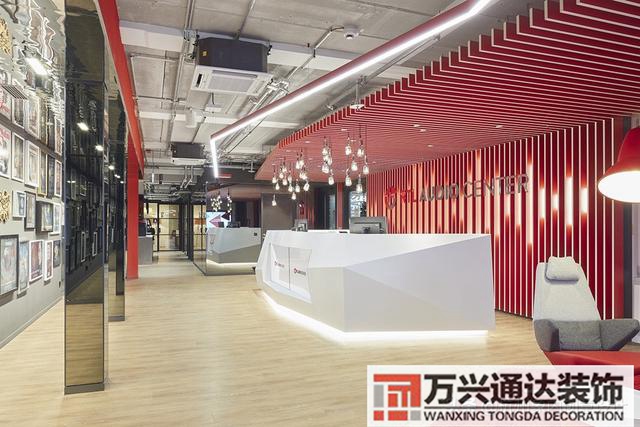 辦公室裝修設(shè)計(jì)辦公室裝修設(shè)計(jì)平面圖_萬(wàn)興辦公室裝修公司