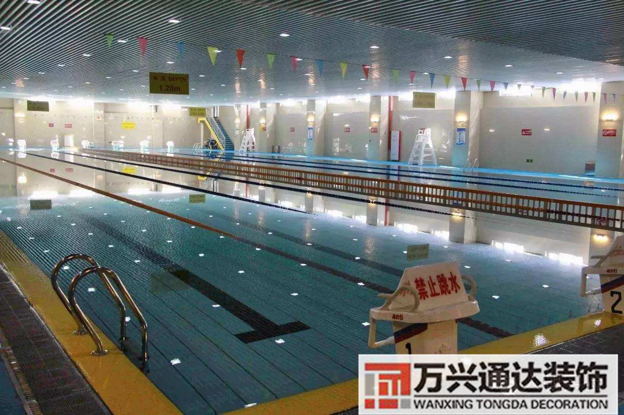 鄭州省實(shí)驗(yàn)游泳館裝修鄭州游泳館 室內(nèi)游泳池推薦